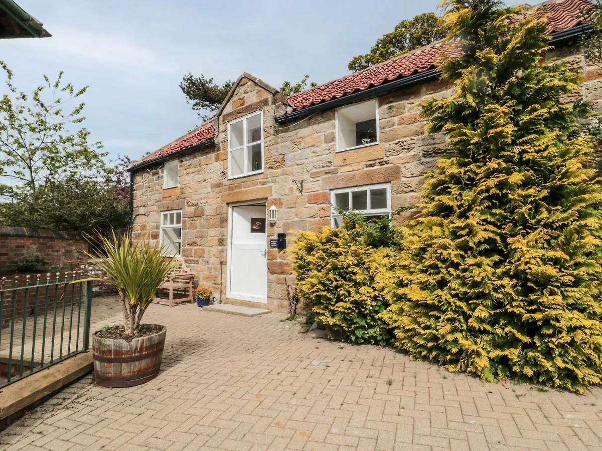 St Hilda'S Cottage Hinderwell